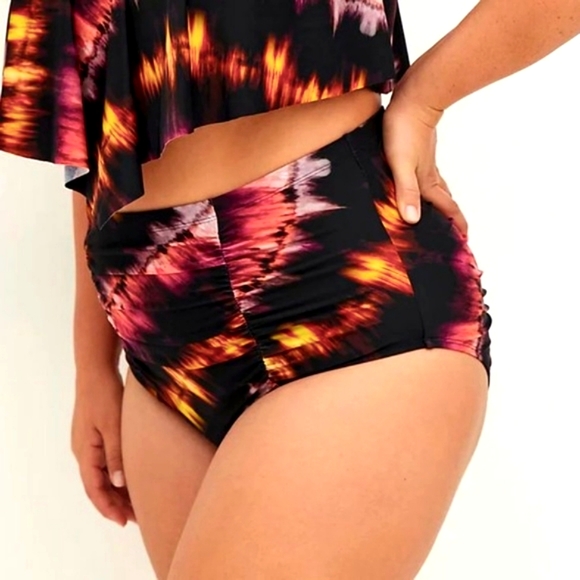 ❤️NWT VINTAGE TORRID SWIM BOTTOM - TIE-DYE - HIGH WAIST BRIEF - PLUS SIZE 2X - Picture 6 of 9